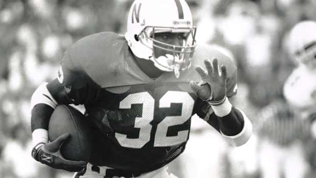 Ken Clark 1988 Nebraska football vs Oklahoma State USATSI_6770144-a